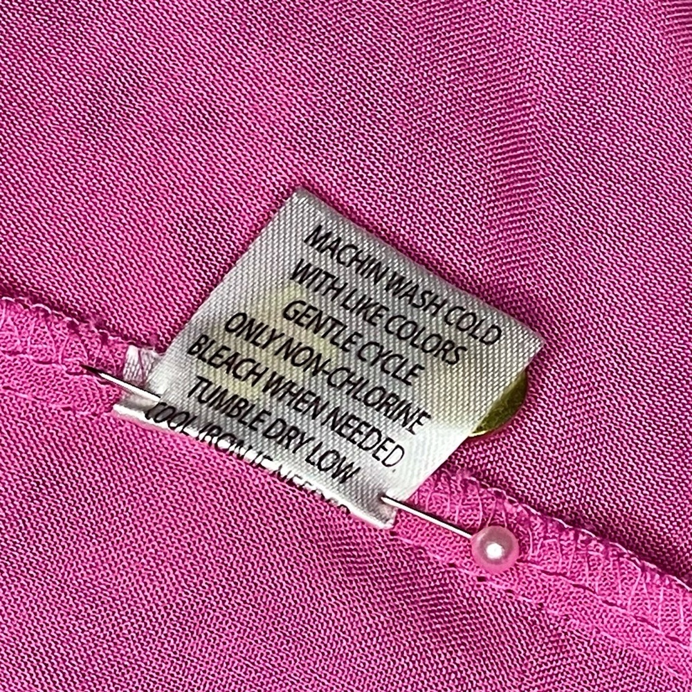 NWT Fresh Sleeveless 3-Button Top​ - Picture 7 of 7